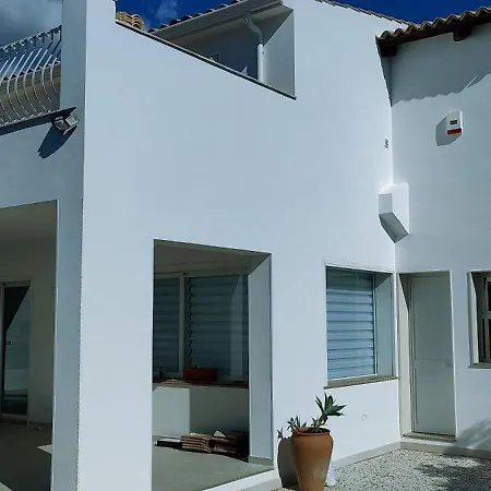 Francesca Mareluna Casa de Férias *